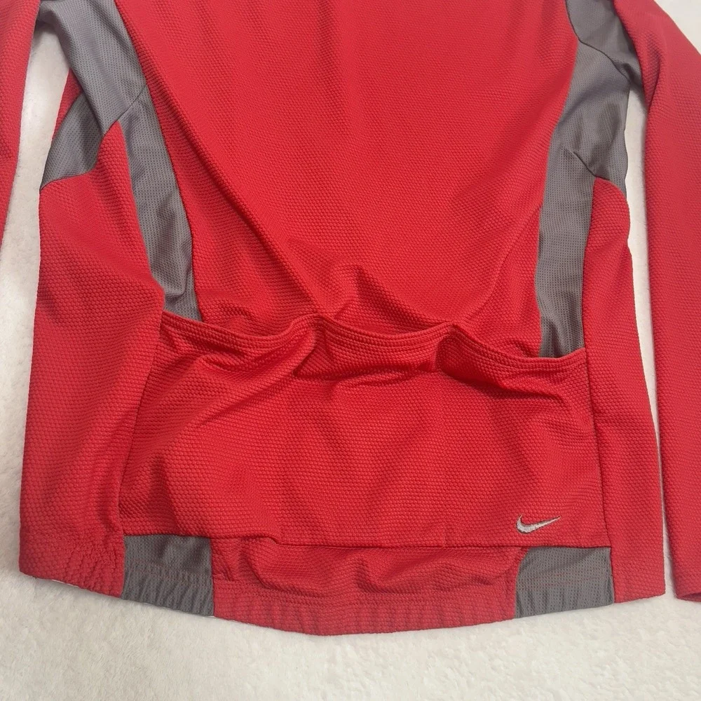 Nike sphere dry